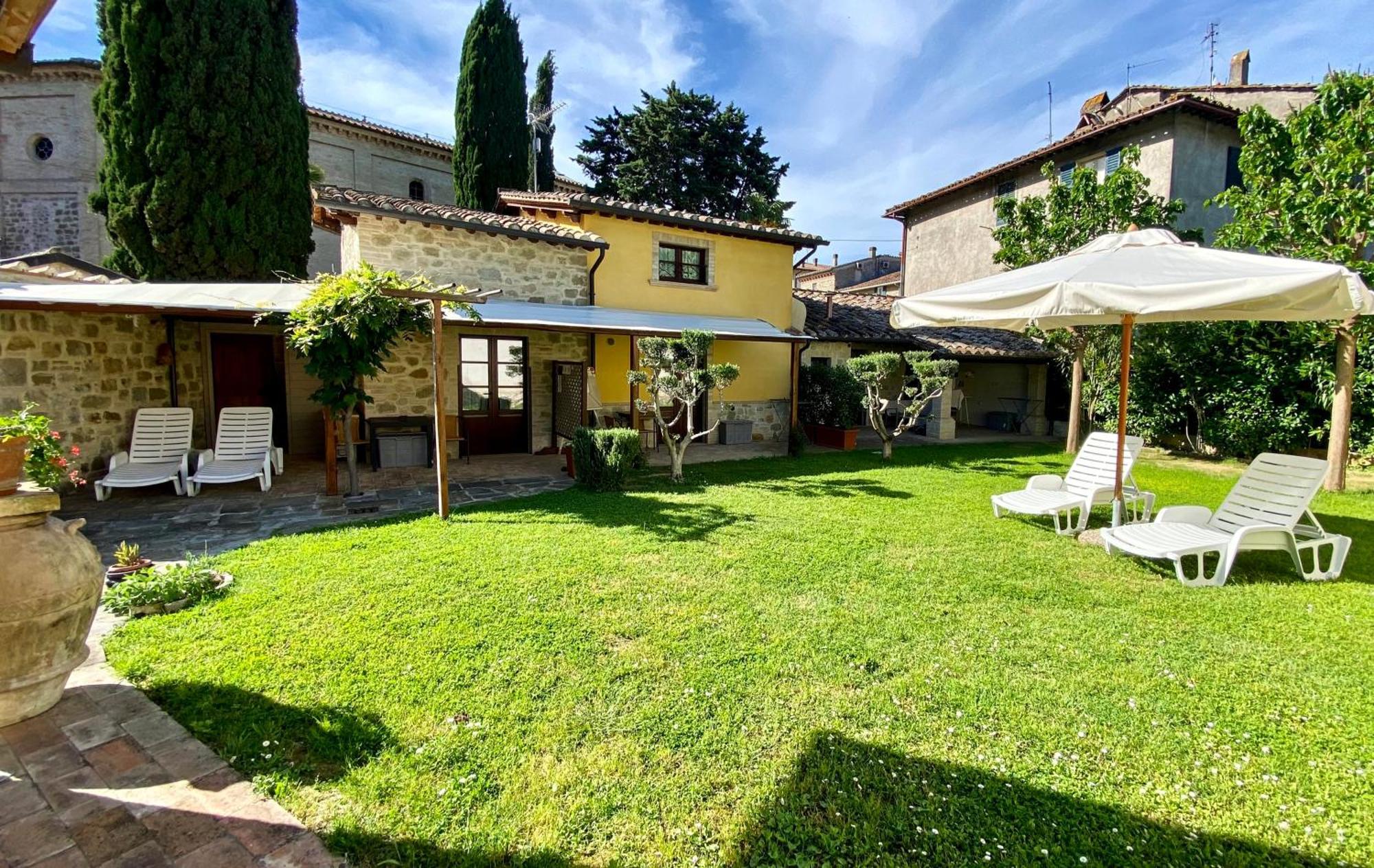 Il Cortile Delle Rose Holiday House Perugia Buitenkant foto