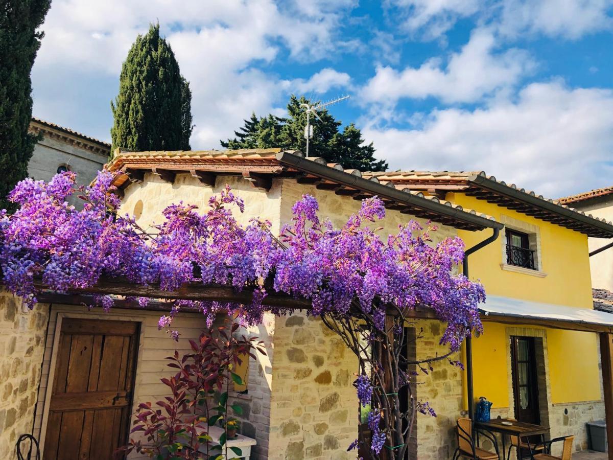 Il Cortile Delle Rose Holiday House Perugia Buitenkant foto